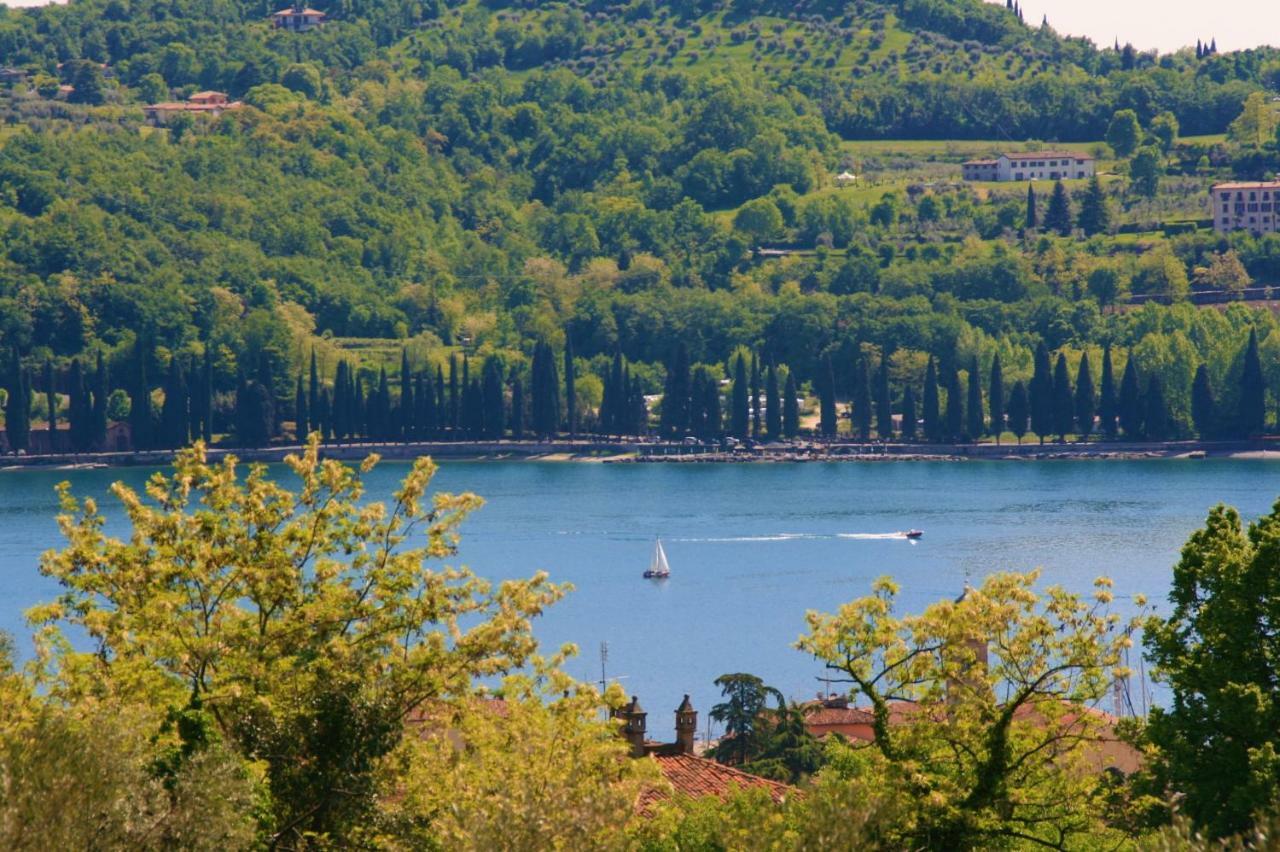 Agriturismo Podere Nigriano Сало Экстерьер фото