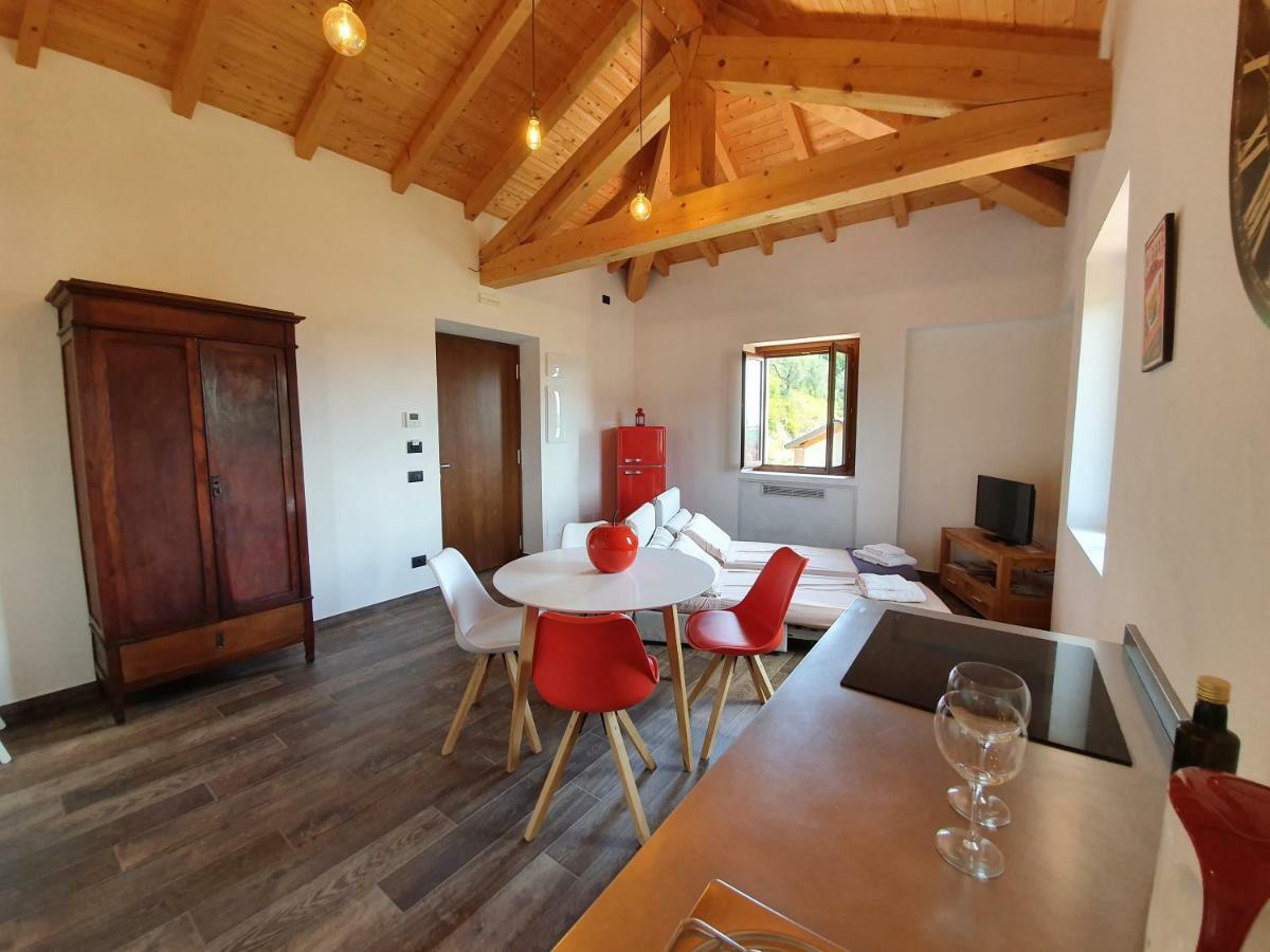 Agriturismo Podere Nigriano Сало Экстерьер фото