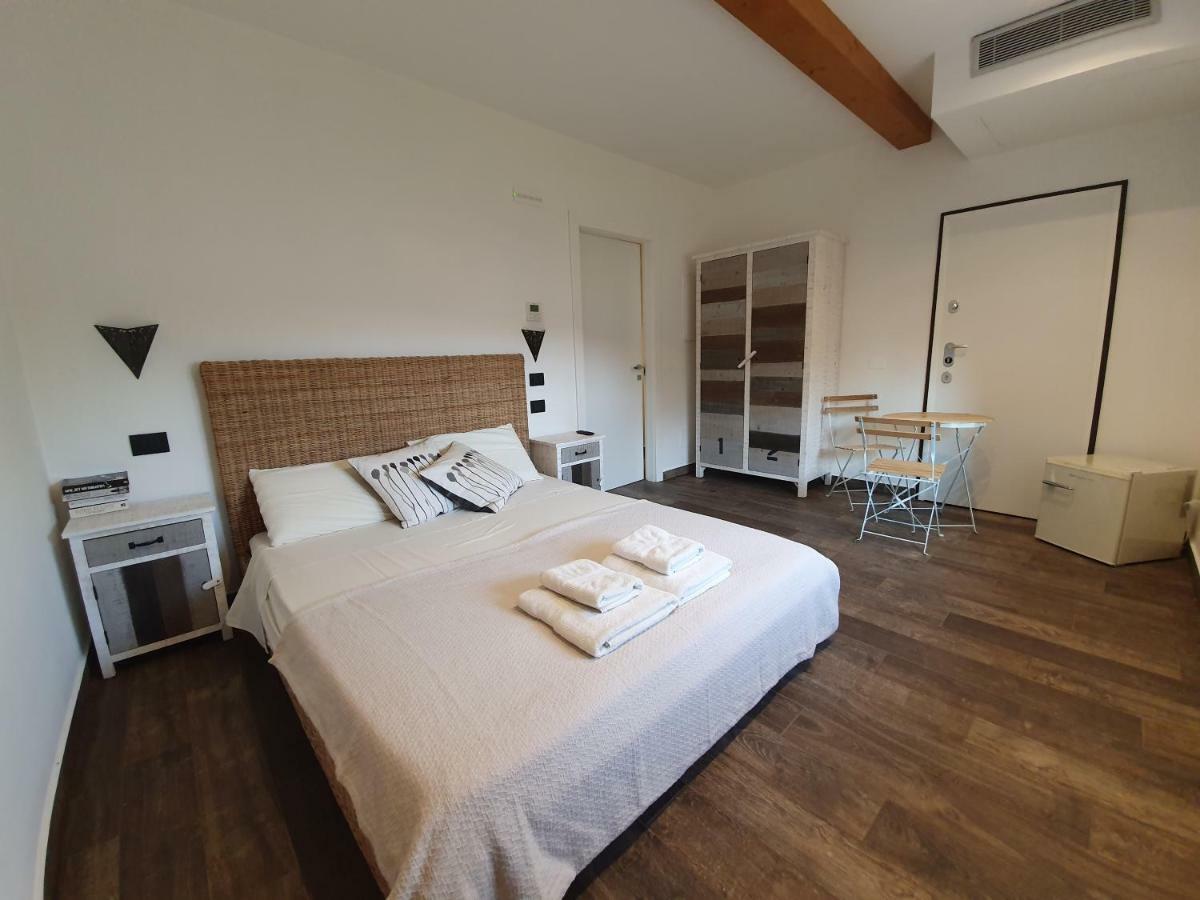 Agriturismo Podere Nigriano Сало Экстерьер фото